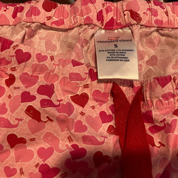 Vineyard Vines, Pink and Red Heart, Cotton Pajama Lounge Pants. Woman’s Size S - Picture 3 of 3